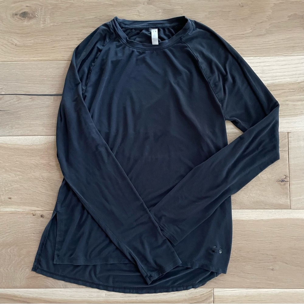 UA Women’s Long Sleeve Cut Out Athletic Top